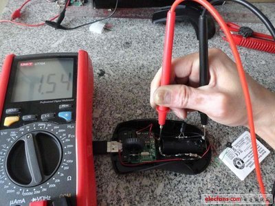 創(chuàng)意無極限 為無線鼠標換上內置充電電池，實現(xiàn)通電狀態(tài)下的便捷維護與電壓測量